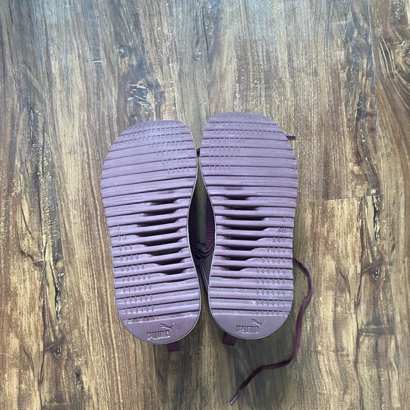 Puma Dark Red Sneakers, comfortable never worn by me - Picture 4 of 4